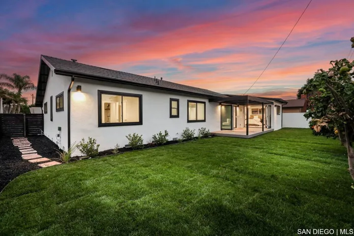 417 S Camellia St, Anaheim, California 92804