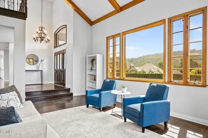 5-web-or-mls-UpmarketMedia_11371Gle-8