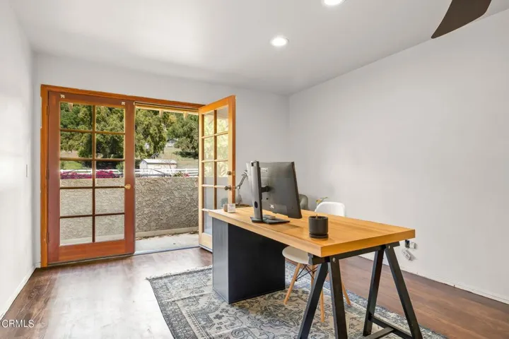 29-web-or-mls-UpmarketMedia_11371Gle-26