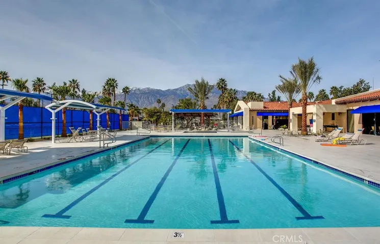 El Saguaro Pool