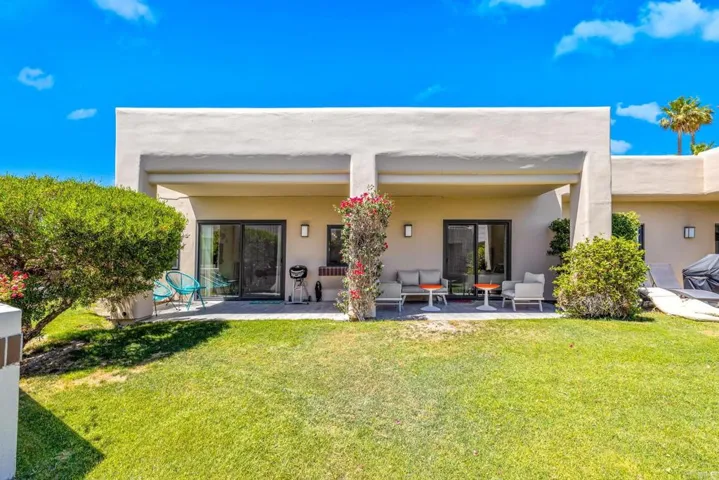 67112 W Chimayo, Cathedral City, California 92234