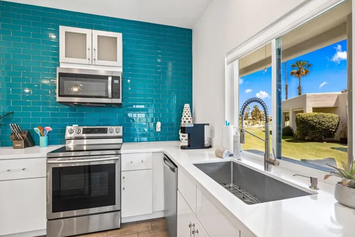 67112 W Chimayo, Cathedral City, California 92234