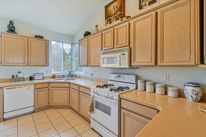 05-68419 Pasada Rd-5