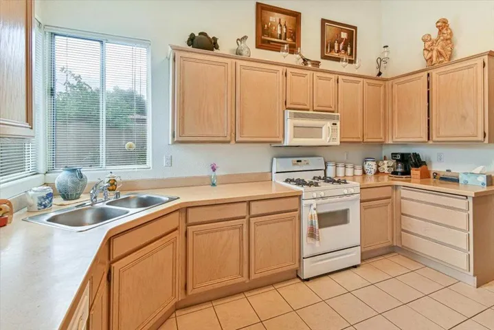 06-68419 Pasada Rd-6