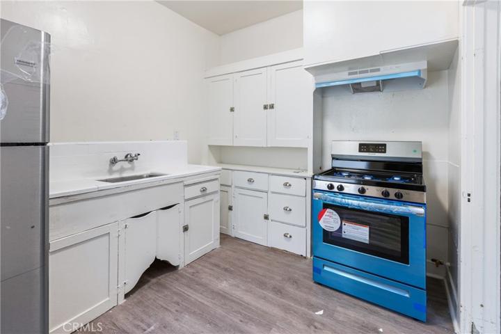 2314 W Pico Boulevard, Los Angeles, California 90006