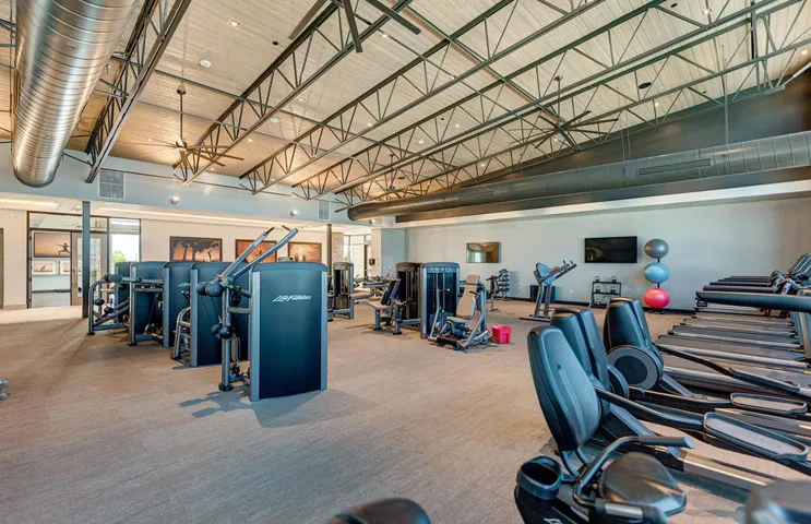 DWRM_ClubhouseGym1