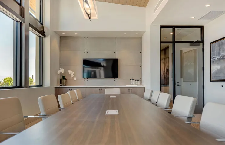 DWRM_ClubhouseMeetingRoom