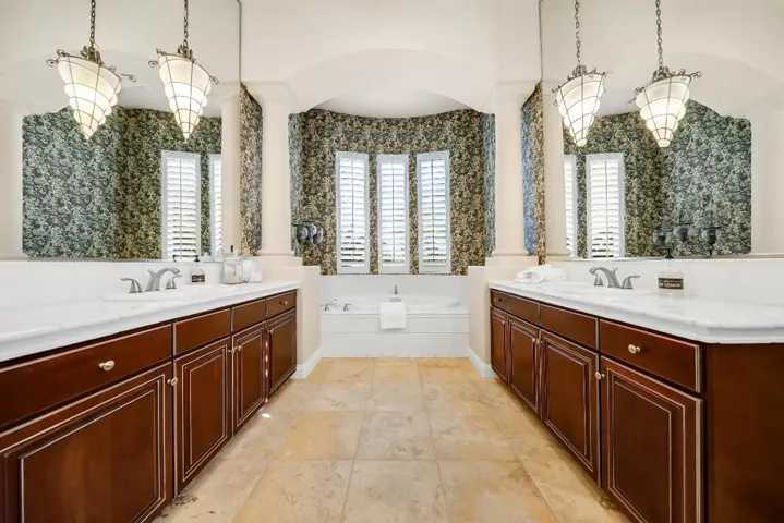 m1 bath 2