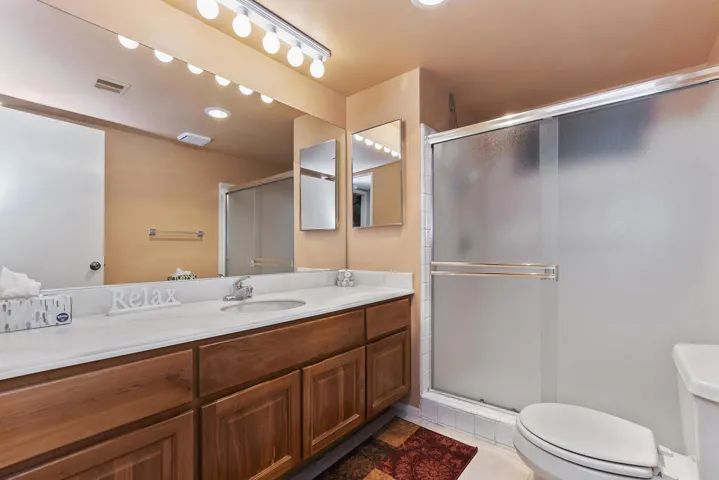 022_Bathroom