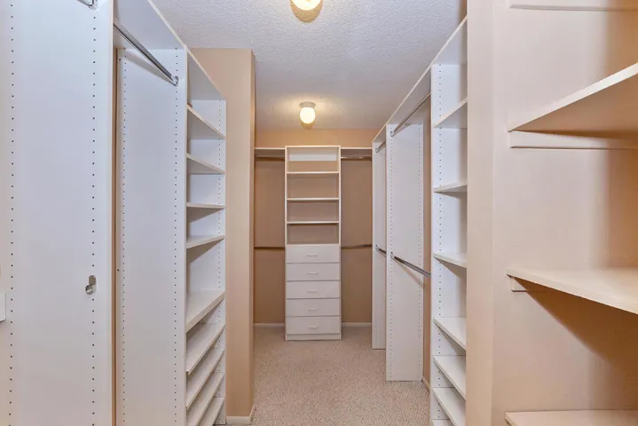 016_Primary Walk In Closet