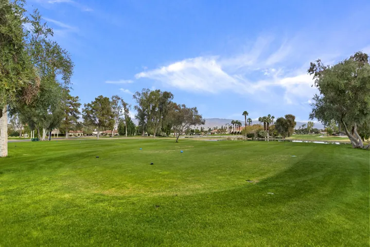 030_Community Amenities