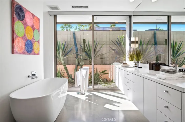 123 W Camino Carmelita, Palm Springs, California 92264