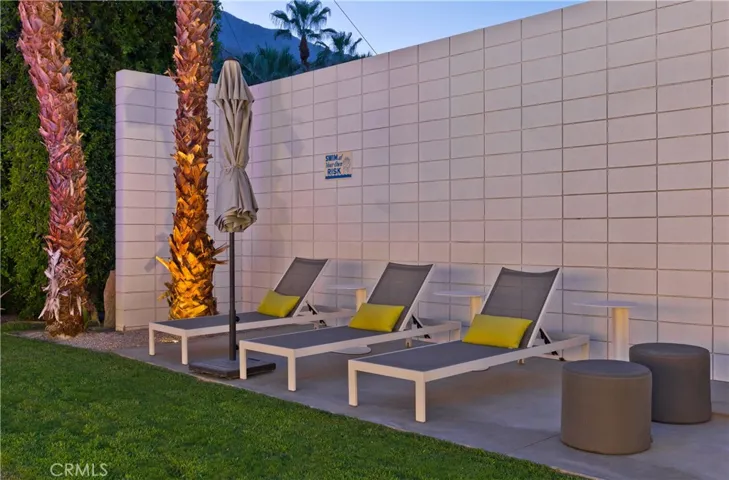 Lounge Area