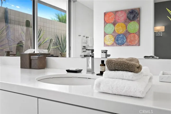 123 W Camino Carmelita, Palm Springs, California 92264