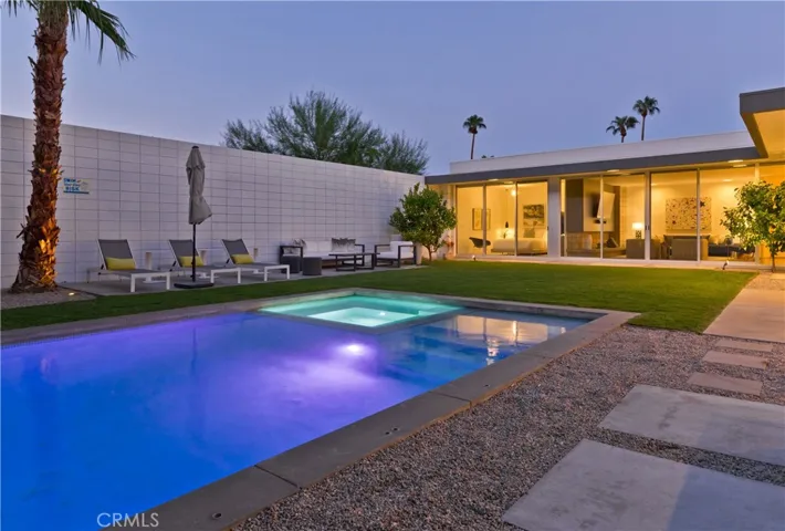 123 W Camino Carmelita, Palm Springs, California 92264