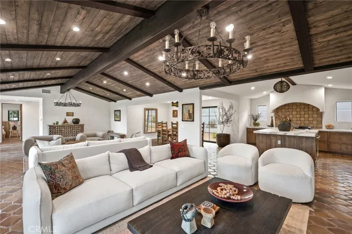 225 W Camino Carmelita, Palm Springs, California 92264