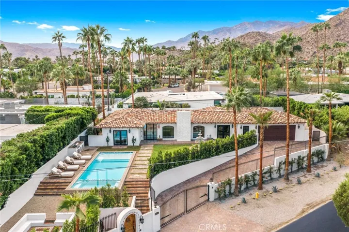 225 W Camino Carmelita, Palm Springs, California 92264