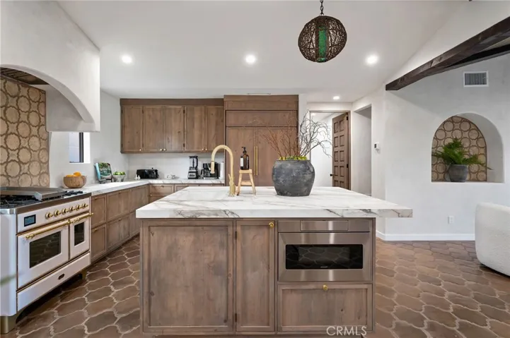 225 W Camino Carmelita, Palm Springs, California 92264