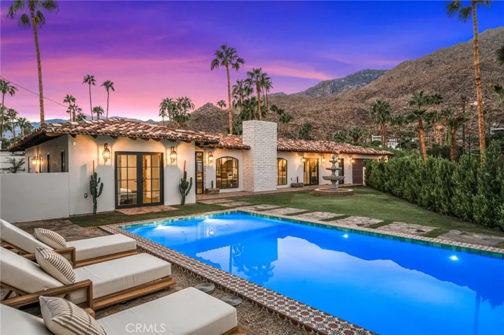 Pool and Lounge