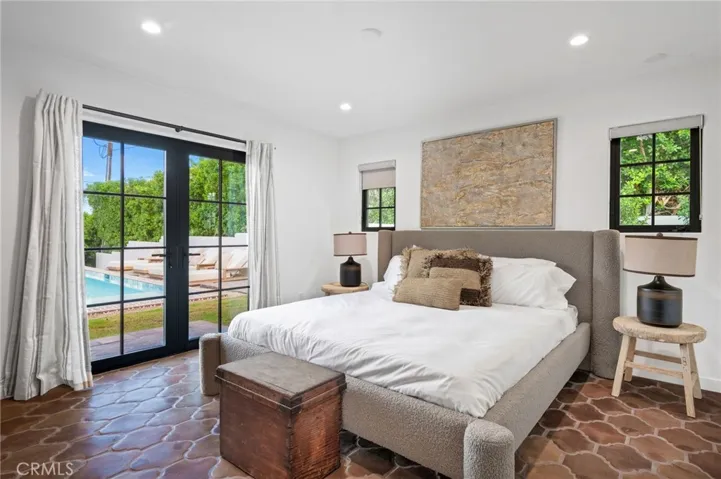 225 W Camino Carmelita, Palm Springs, California 92264