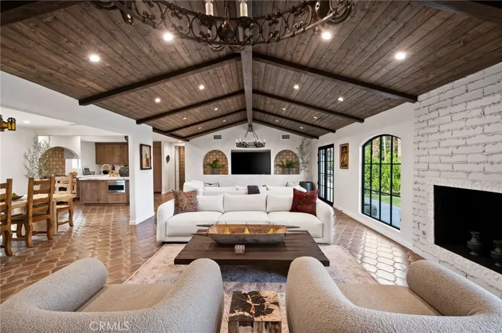 Super Great Room