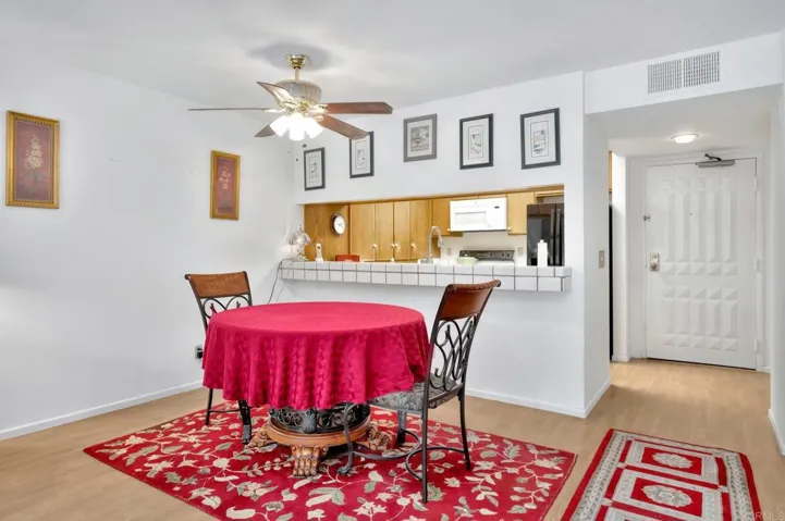 7227 Navajo 219, San Diego, California 92119
