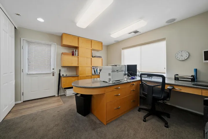 Office/bedroom 5