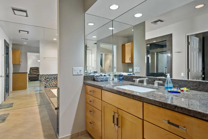 Main Bath 1