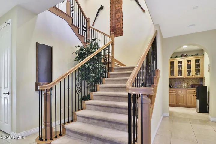 hStairs and Landing1