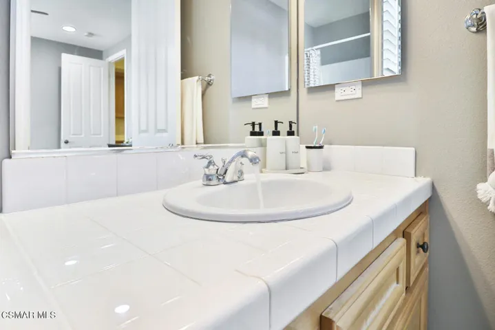 jBedroom3 Suite5