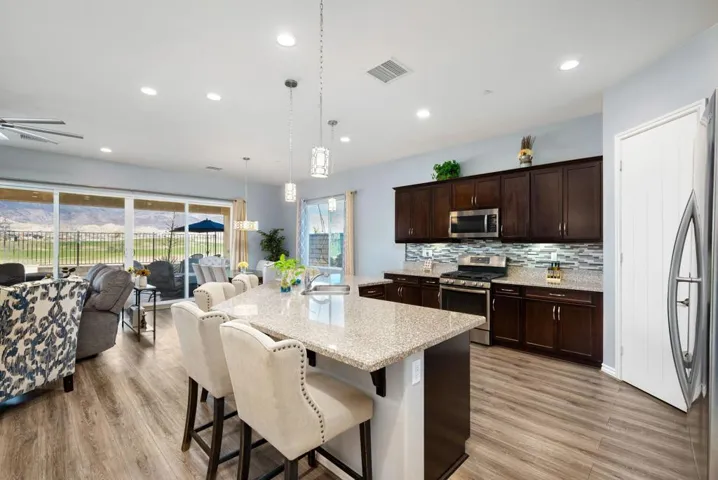Breakfast Bar