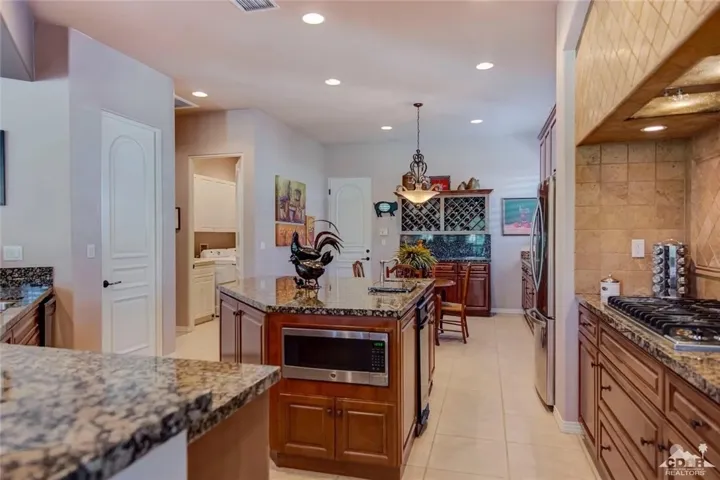 74122 Via Pellestrina, Palm Desert, California 92260