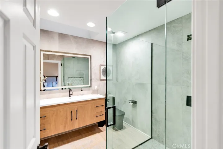 2nd BR Ensuite