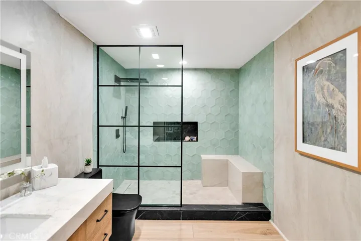 1 BR Ensuite Shower