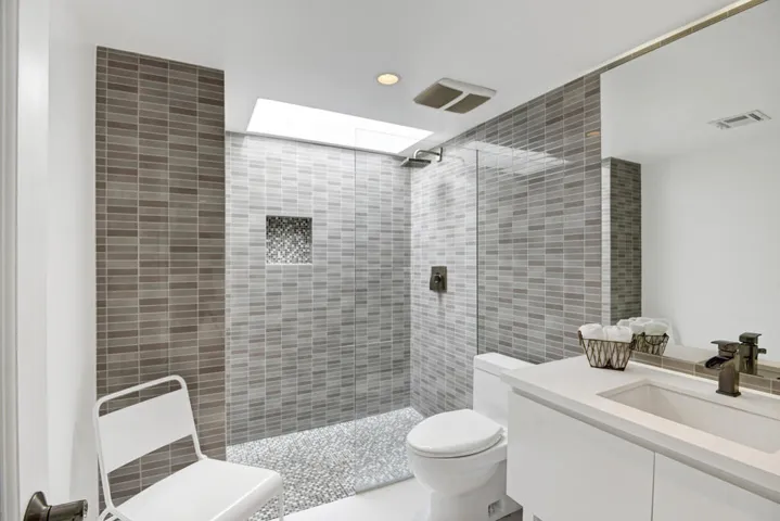 GUEST BATH MLS