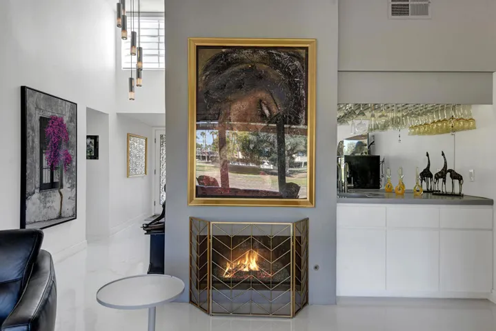 FIREPLACE AND WET BAR DETAIL MLS