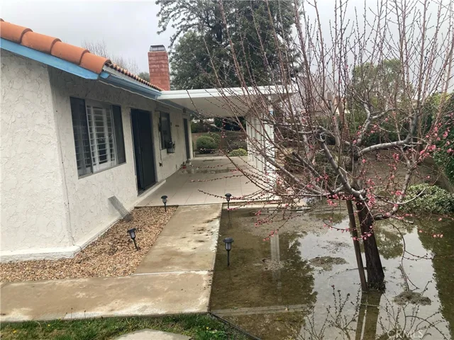 1805 Silver Oak Way, Hemet, California 92545