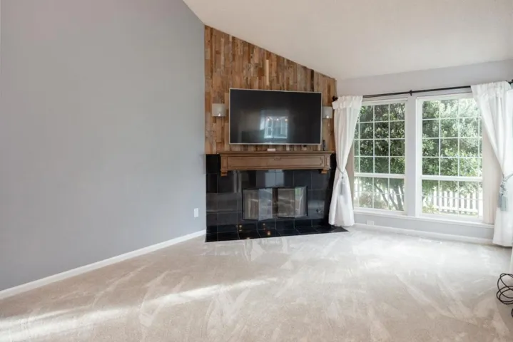 9 Merion Road, Half Moon Bay, California 94019