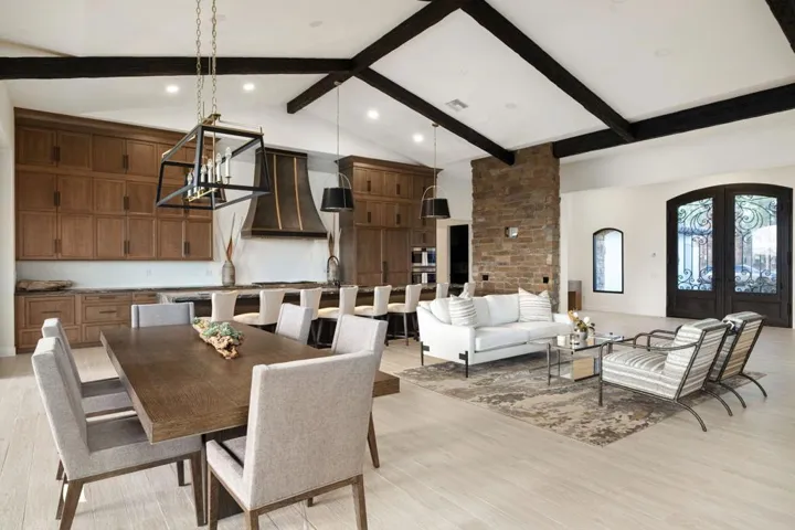 86-web-or-mls-JV_Peninsula_0123_086