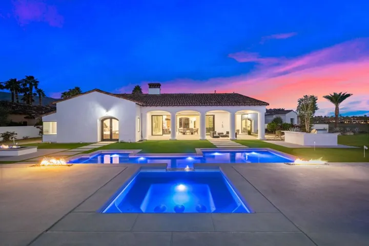 36-web-or-mls-JV_Peninsula_0123_036