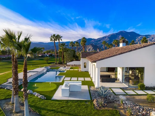 50-web-or-mls-JV_Peninsula_0123_050