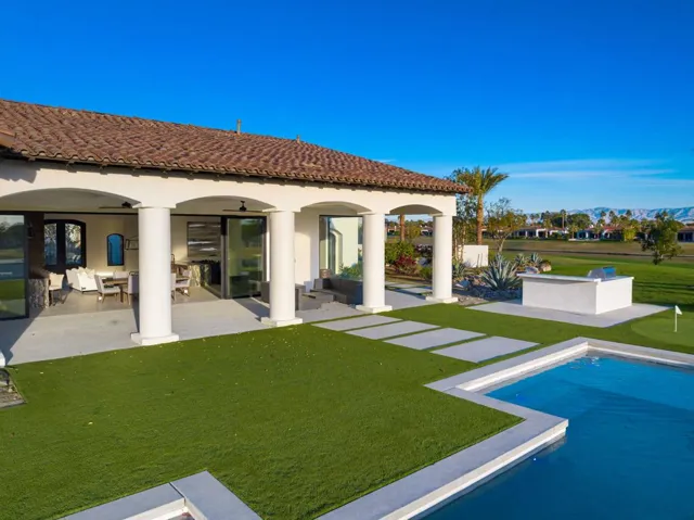 72-web-or-mls-JV_Peninsula_0123_072