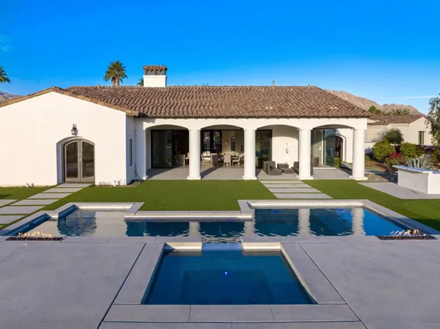 63-web-or-mls-JV_Peninsula_0123_063