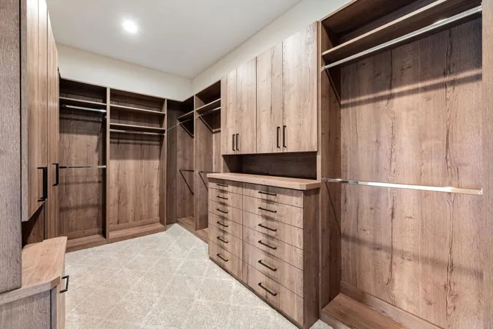 106-web-or-mls-JV_Peninsula_0123_106