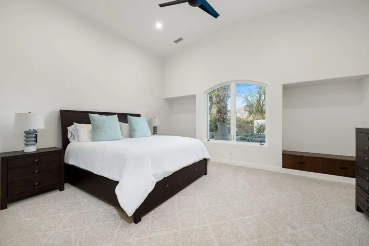 115-web-or-mls-JV_Peninsula_0123_115