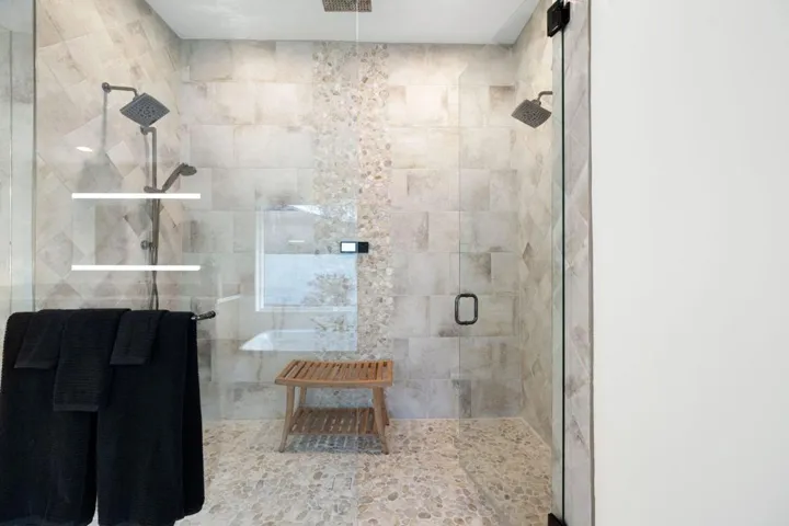 105-web-or-mls-JV_Peninsula_0123_105