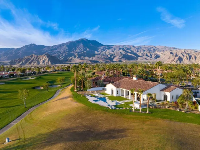 73-web-or-mls-JV_Peninsula_0123_073