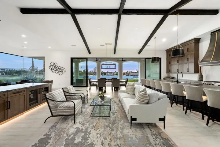 80-web-or-mls-JV_Peninsula_0123_080