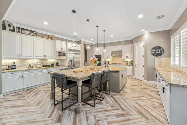 03 KITCHEN-TUAZON-MERCADO-TIDEWATER DR 4