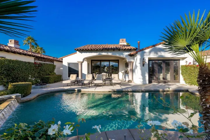 33-web-or-mls-JRSavona_2022_033